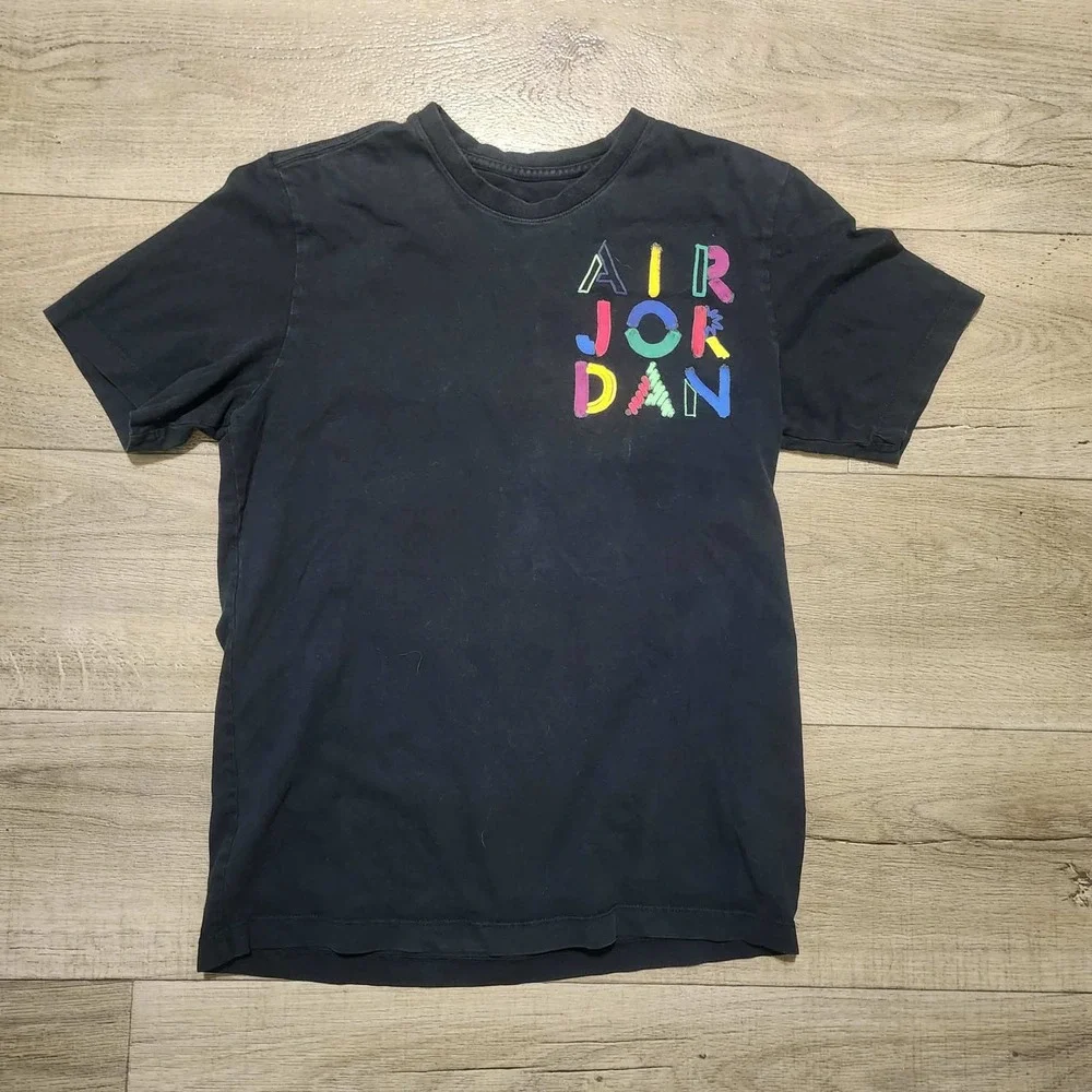 Jordan Mens The Cradle Graphic T-Shirt Black Multi Color Art Jumpman Size Medium